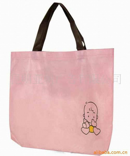 云南昆明印刷廠 專業(yè)打造高品質(zhì)紙類印刷產(chǎn)品，從手提袋到禮品盒的全方位服務(wù)